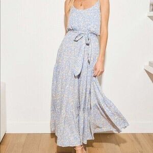 Lulus Sunny Bliss Blue Dress Size XS Floral Print Tiered Midi Dress Feminine NEW